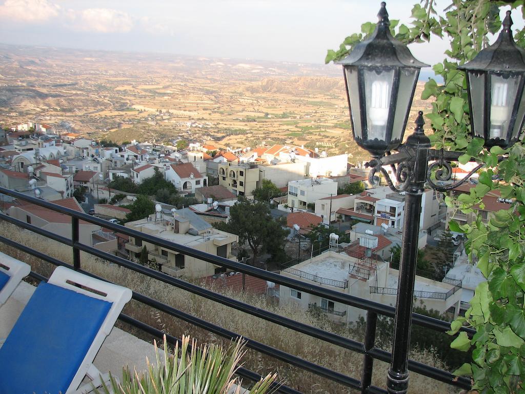 بيسوري Hill View Hotel Apartments المظهر الخارجي الصورة