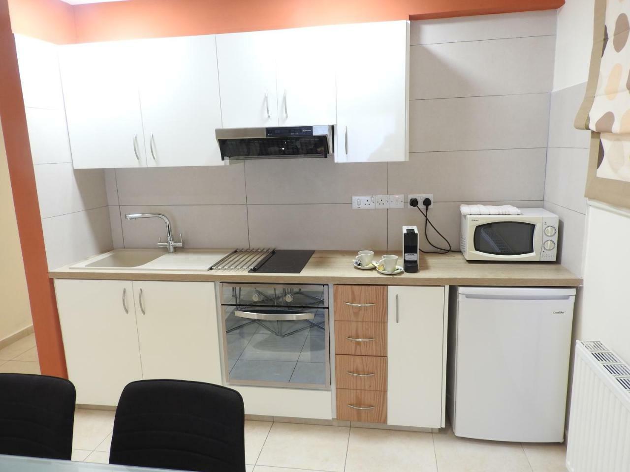 بيسوري Hill View Hotel Apartments المظهر الخارجي الصورة