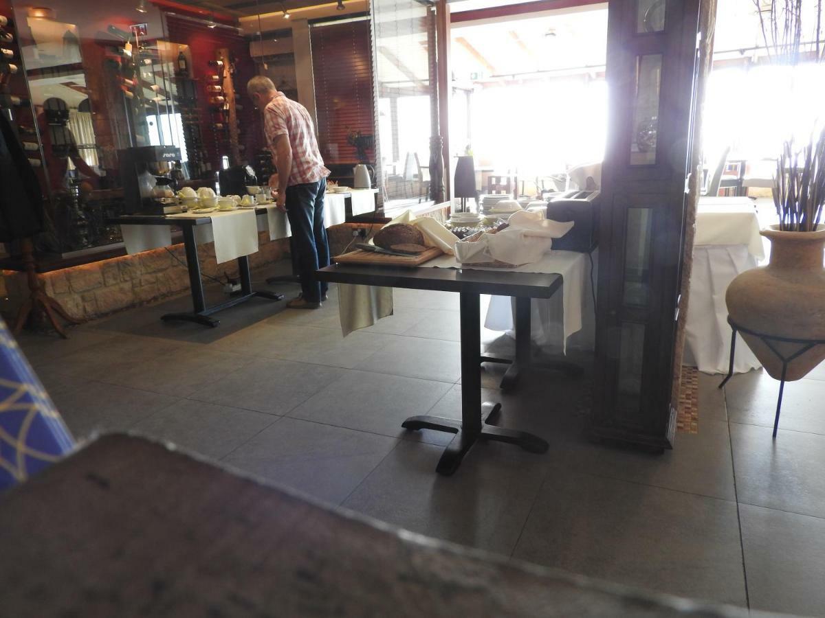 بيسوري Hill View Hotel Apartments المظهر الخارجي الصورة